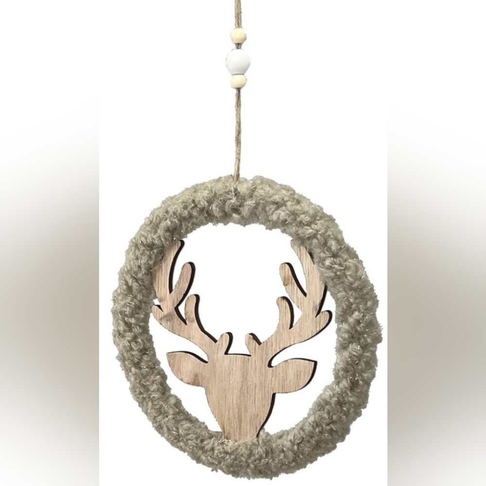 Deer Head Hanging 7"